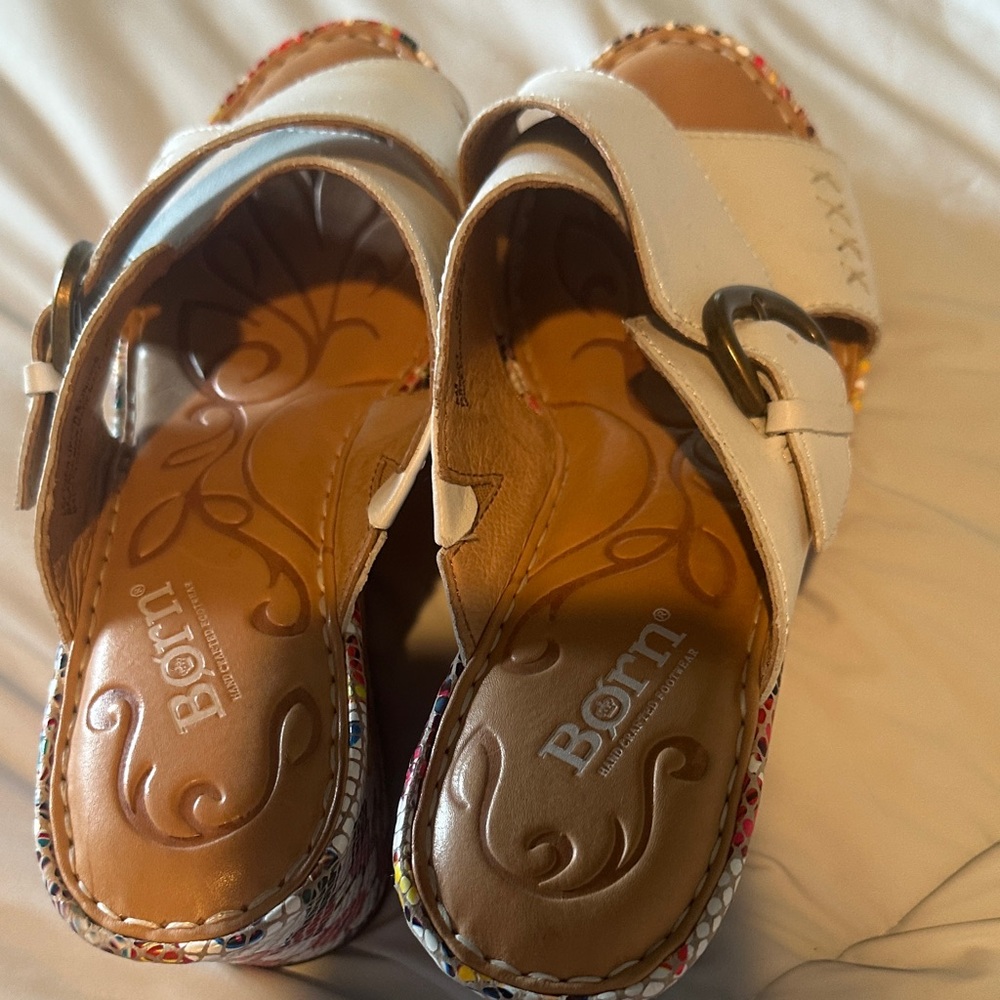 Born clogs Size 8 - Picture 2 of 10